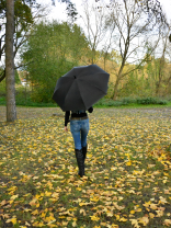 iX-brella Reverse - Automatik Regenschirm umgekehrt - umgedreht zu öffnen - Regenbogen