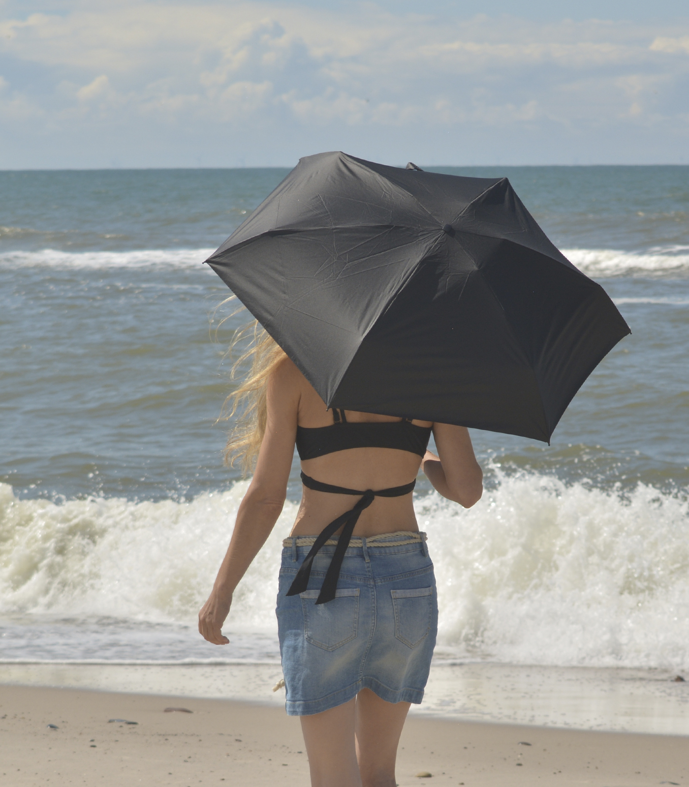 iX-brella Super Mini Sonnen-Regenschirm mit UV- und Hitzeschutz - silver coating - black